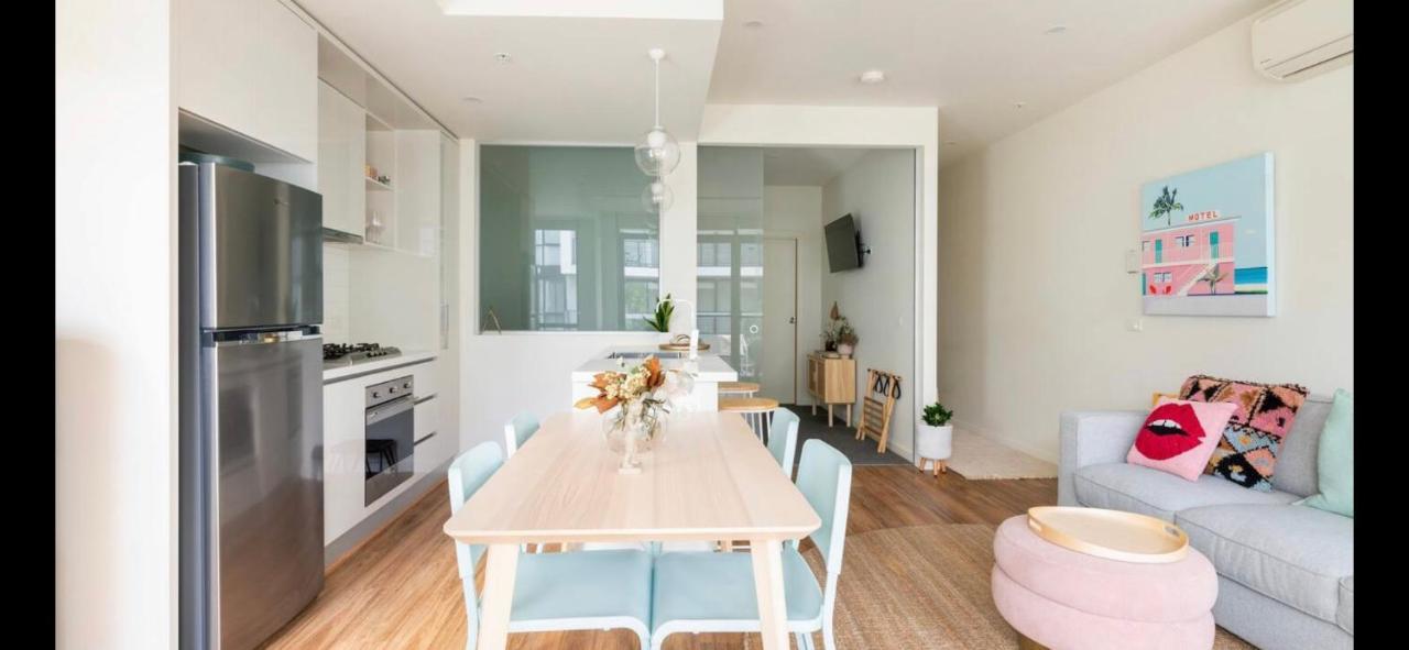 The Pas.Coe - A Stylish 1 Bedroom Unit With Free Parking. メルボルン エクステリア 写真