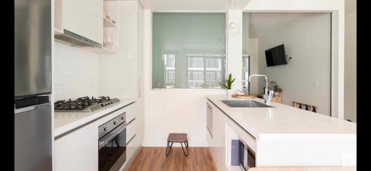 The Pas.Coe - A Stylish 1 Bedroom Unit With Free Parking. メルボルン エクステリア 写真